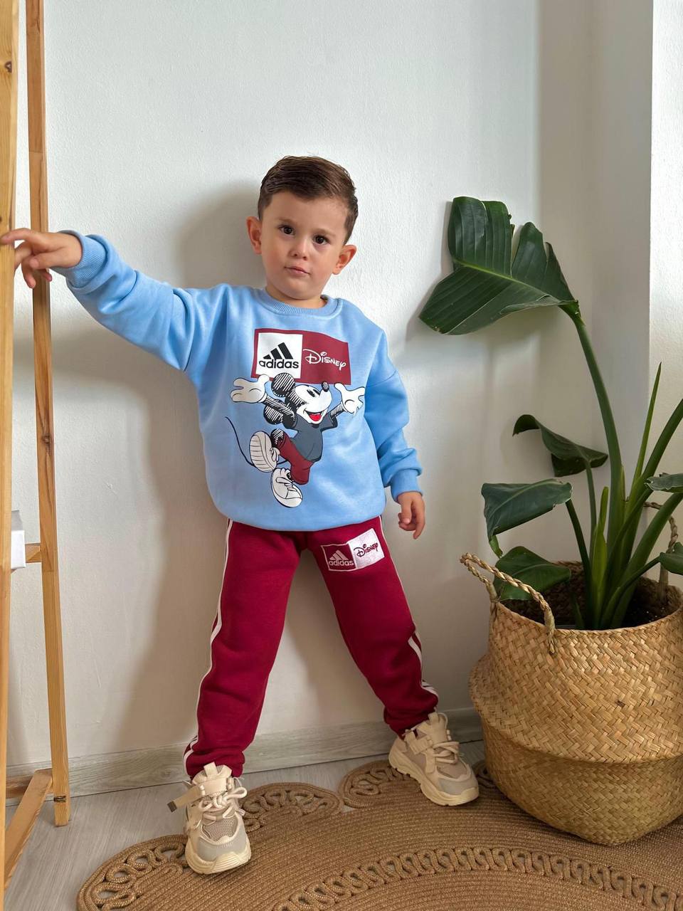 DISNEY MİNİE DOSTLUĞU